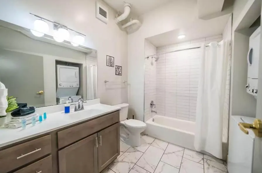 Cozy Unit With Free Parking Near Medical District Daire Louisville 0*,