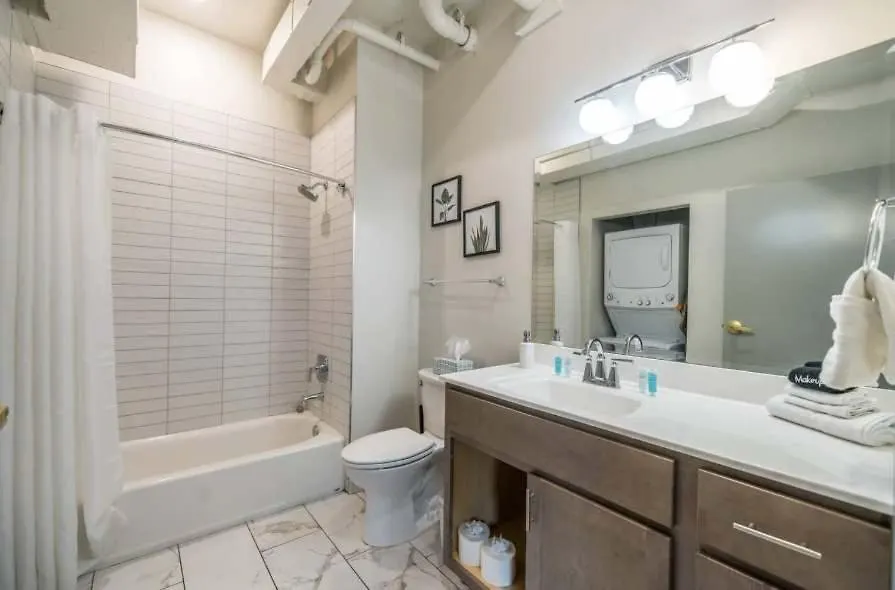Cozy Unit With Free Parking Near Medical District Daire Louisville